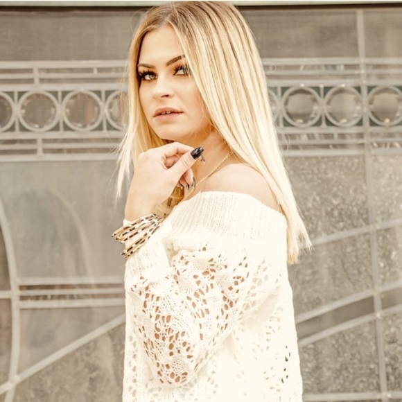 ✌🏼 #2020 Open Weaved Knitted Off Shoulder Sweater Top - Picture 5 of 17